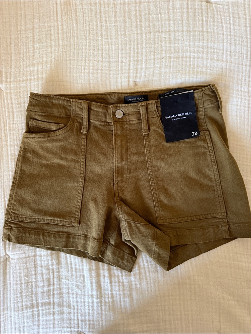 Banana Republic Olive Green Mid-Rise Utility Shorts